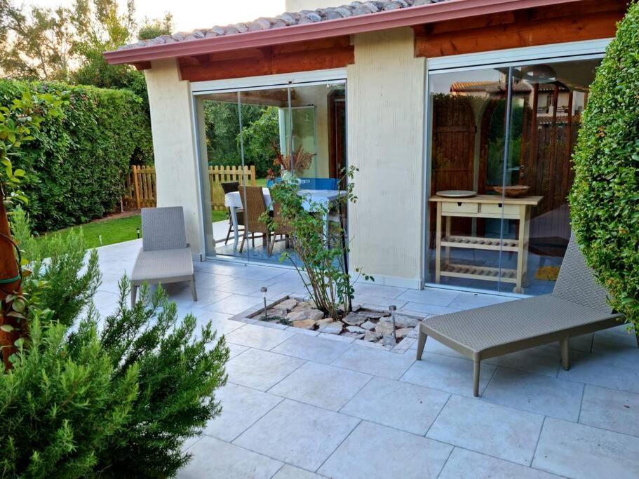 Villa Tea, Residenza Incantevole Con Giardino . Flumini di Quartu Exterior photo